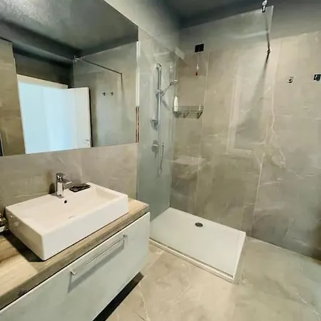Moderno Con Palestra Zona Navigli *